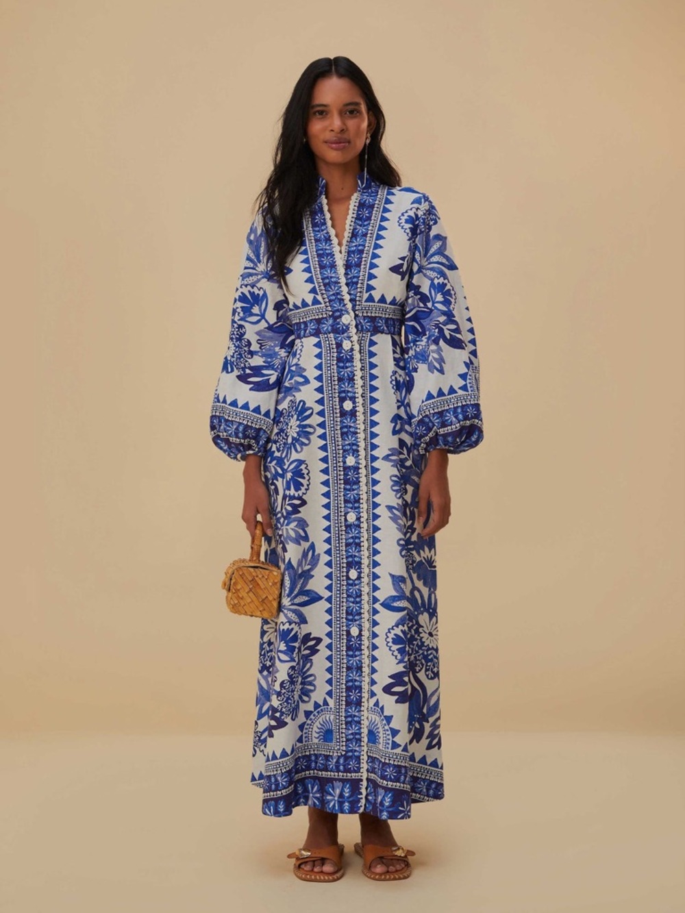 Farm Rio: Off-White Flora Tapestry Lenzing™
Ecovero™ Euroflax™m Maxi Dress